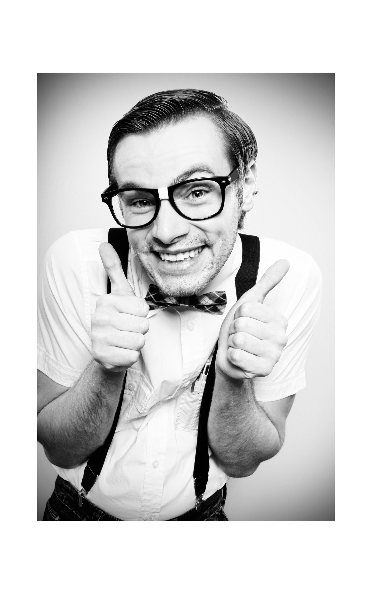 The Dating Dumpster Fire for Women-A Smart-Ass Guide on Modern Dating for Adult Women Searching for Their Unicorn